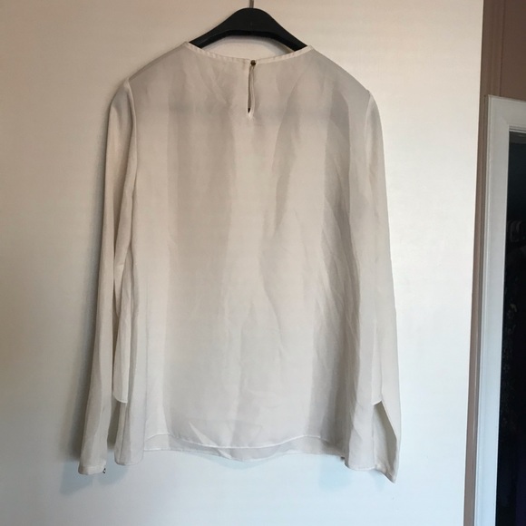 White Blouse With Chain Detail - Picture 3 of 7